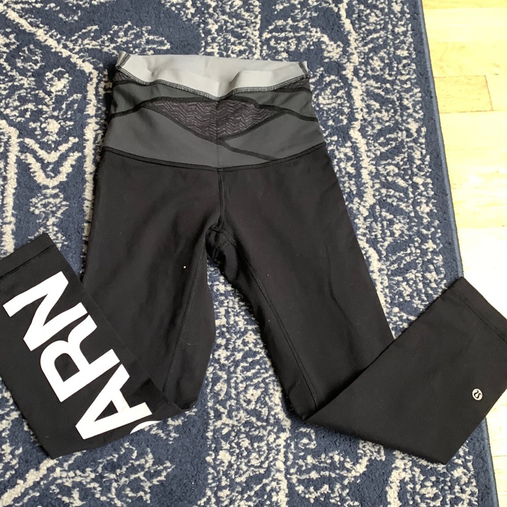 Lululemon SoulCycle Barn Wunder Under Crop
